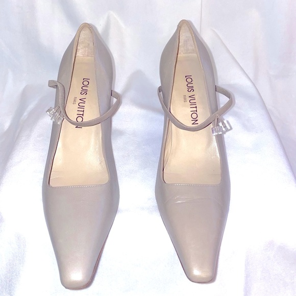 Louis Vuitton Paris Rare Leather Cone Heel Shoe - Picture 4 of 16